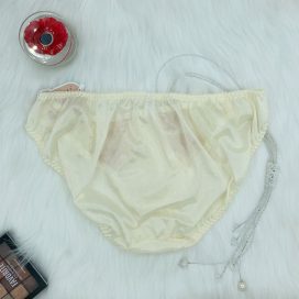 Quần lót dệt kim mềm mịn kiểu dáng cổ điển màu vàng/kem size S, M, L, LL - QLDKCDVANGS85